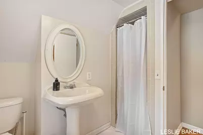 943 College Avenue, Holland, MI 49423 - Photo 32