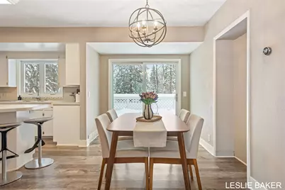 943 College Avenue, Holland, MI 49423 - Photo 12