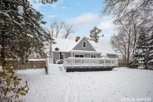 943 College Ave, Holland, MI 49423 - Photo 4