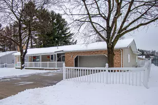 508 Emory St, Howard City, MI 49329 - Photo 26