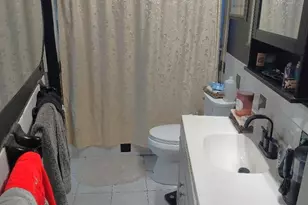 23360 Glencreek Dr, Farmington Hills, MI 48336 - Photo 22