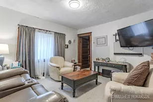 728 S Dibble St, Hastings, MI 49058 - Photo 6