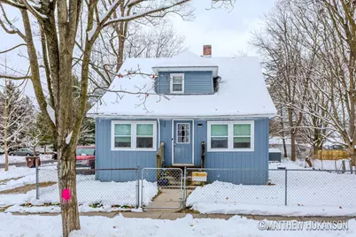 728 S Dibble Street, Hastings, MI 49058 - Photo 2