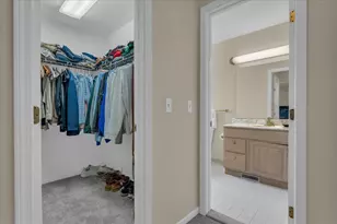 27691 El Dorado Pl, Lathrup Village, MI 48076 - Photo 14