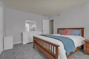 27691 El Dorado Pl, Lathrup Village, MI 48076 - Photo 16