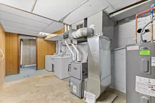 1703 Linval St, Lansing, MI 48910 - Photo 20