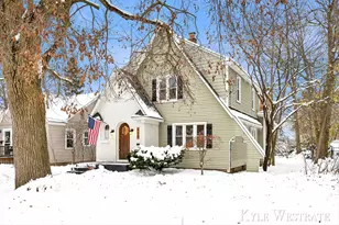 315 Lawndale Ave NE, Grand Rapids, MI 49503 - Photo 2