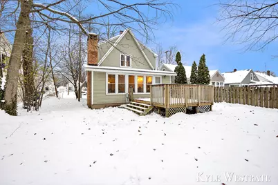 315 Lawndale Avenue NE, Grand Rapids, MI 49503 - Photo 38