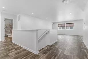 10476 Schrier Ln, Portage, MI 49024 - Photo 4