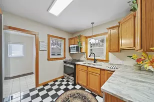 715 Woodlawn Ave, Jackson, MI 49203 - Photo 18