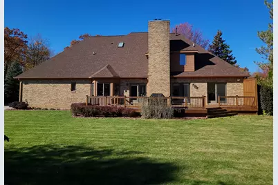 11545 Kings Knight Circle, Grand Blanc, MI 48439 - Photo 4