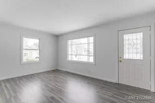 412 E Berrien St, Paw Paw, MI 49079 - Photo 4