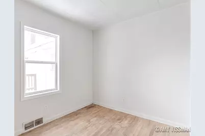 412 E Berrien Street, Paw Paw, MI 49079 - Photo 14
