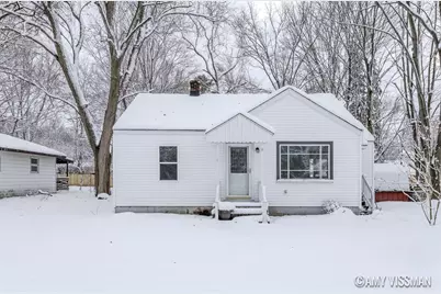412 E Berrien Street, Paw Paw, MI 49079 - Photo 1