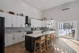 9815 Snow Pointe Dr SE, Alto, MI 49302 - Photo 6