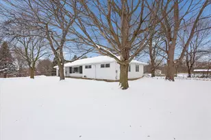 630 N State St, Stanton, MI 48888 - Photo 4