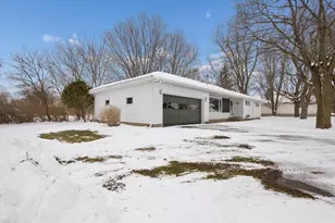 630 N State St, Stanton, MI 48888 - Photo 2