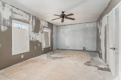 410 Division Street, Benton Harbor, MI 49022 - Photo 2