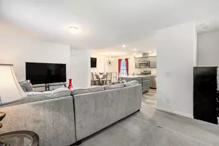 1070 Hawthorne Ave, Ypsilanti, MI 48198 - Photo 8