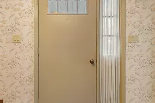 8110 Greenridge Dr, Jenison, MI 49428 - Photo 16