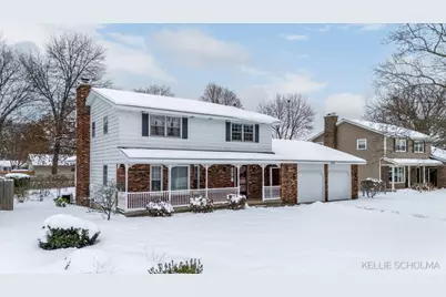 8110 Greenridge Drive, Jenison, MI 49428 - Photo 10