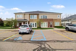 5610 Arbor Chase Dr, Ann Arbor, MI 48103 - Photo 40