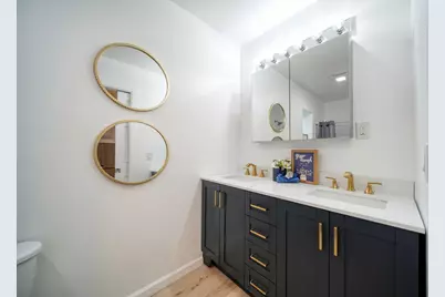 328 Adams Street, Jackson, MI 49202 - Photo 22