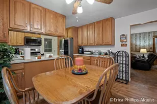 5249 Newcastle Dr SE, Grand Rapids, MI 49508 - Photo 12