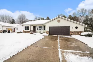 7368 21st Ave SW, Jenison, MI 49428 - Photo 4
