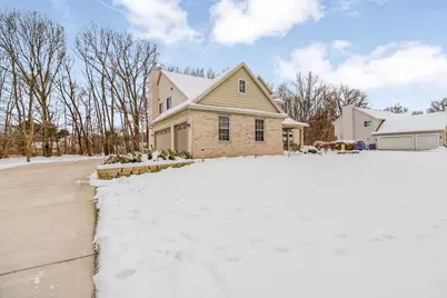 2384 Hay Creek Drive, Pinckney, MI 48169 - Photo 4