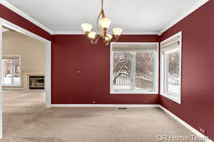 1946 Cross Bend St NE, Grand Rapids, MI 49505 - Photo 20