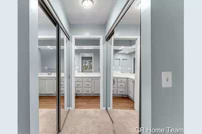 1946 Cross Bend Street NE #35, Grand Rapids, MI 49505 - Photo 26