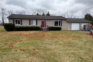 5603 Oakpoint Rd, Jackson, MI 49201 - Photo 2