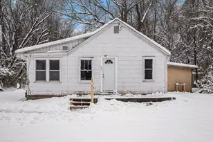 242 Higgins St, Niles, MI 49120 - Photo 1