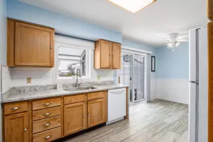 5590 Lucerne Ave, Kalamazoo, MI 49048 - Photo 12