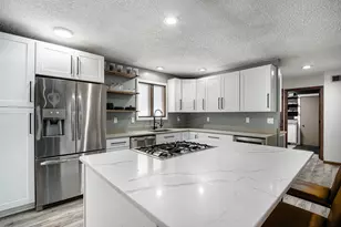 3230 Woodhams Ave, Portage, MI 49002 - Photo 10