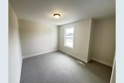 690 Lincoln Lawns Drive NW, Grand Rapids, MI 49534 - Photo 12