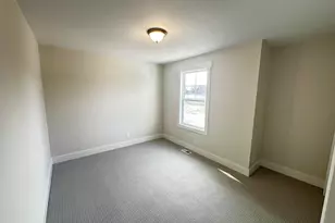 690 Lincoln Lawns Dr NW, Grand Rapids, MI 49534 - Photo 12