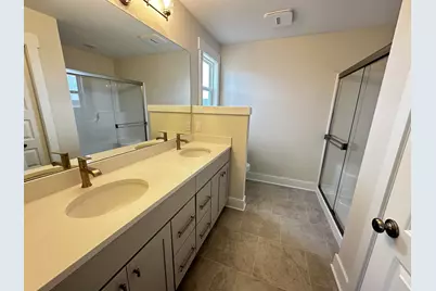 690 Lincoln Lawns Drive NW, Grand Rapids, MI 49534 - Photo 10