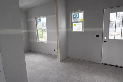 690 Lincoln Lawns Drive NW, Grand Rapids, MI 49534 - Photo 6