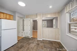 147 Gaylord Dr, Rockford, MI 49341 - Photo 16