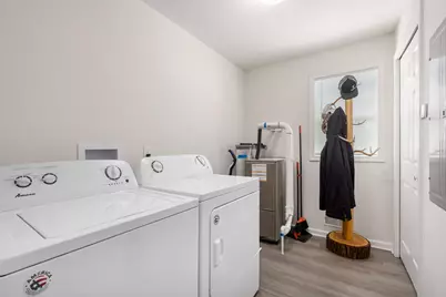 820 Emory Street, Howard City, MI 49329 - Photo 16