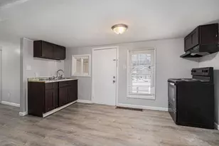 1251 Bishop Ave, Benton Harbor, MI 49022 - Photo 8