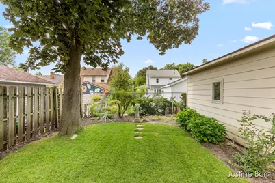 2219 Paris Avenue SE, Grand Rapids, MI 49507 - Photo 28