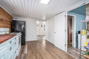 389 Parker Ave, Benton Harbor, MI 49022 - Photo 10