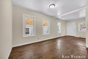 856 10th St NW, Grand Rapids, MI 49504 - Photo 8