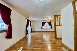102 N 30th St, Galesburg, MI 49053 - Photo 6