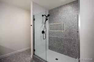 144 Oakes St SW, Grand Rapids, MI 49503 - Photo 24