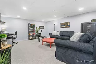 1203 Heather Dr, Holland, MI 49423 - Photo 38