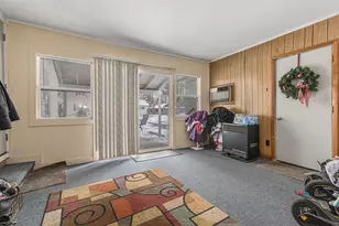 218 W Grove St, Greenville, MI 48838 - Photo 20